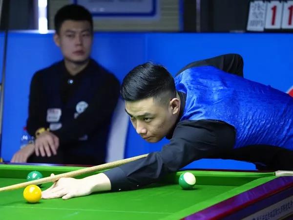 形成优势互 形成优势互